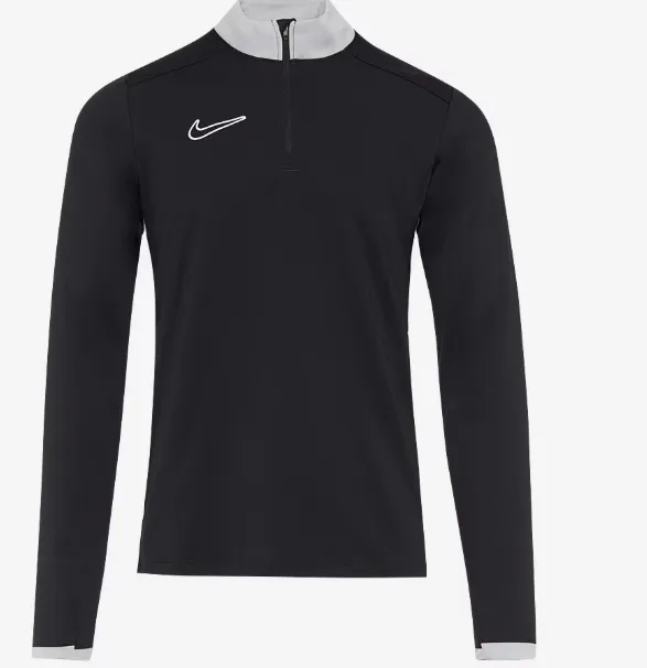 CHÁNDAL NIKE PANTALÓN CORTO