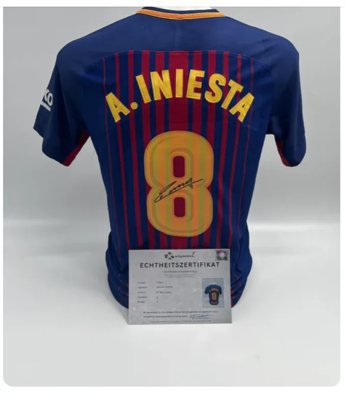 CAMISETA FIRMADA POR ANDRÉS INIESTA